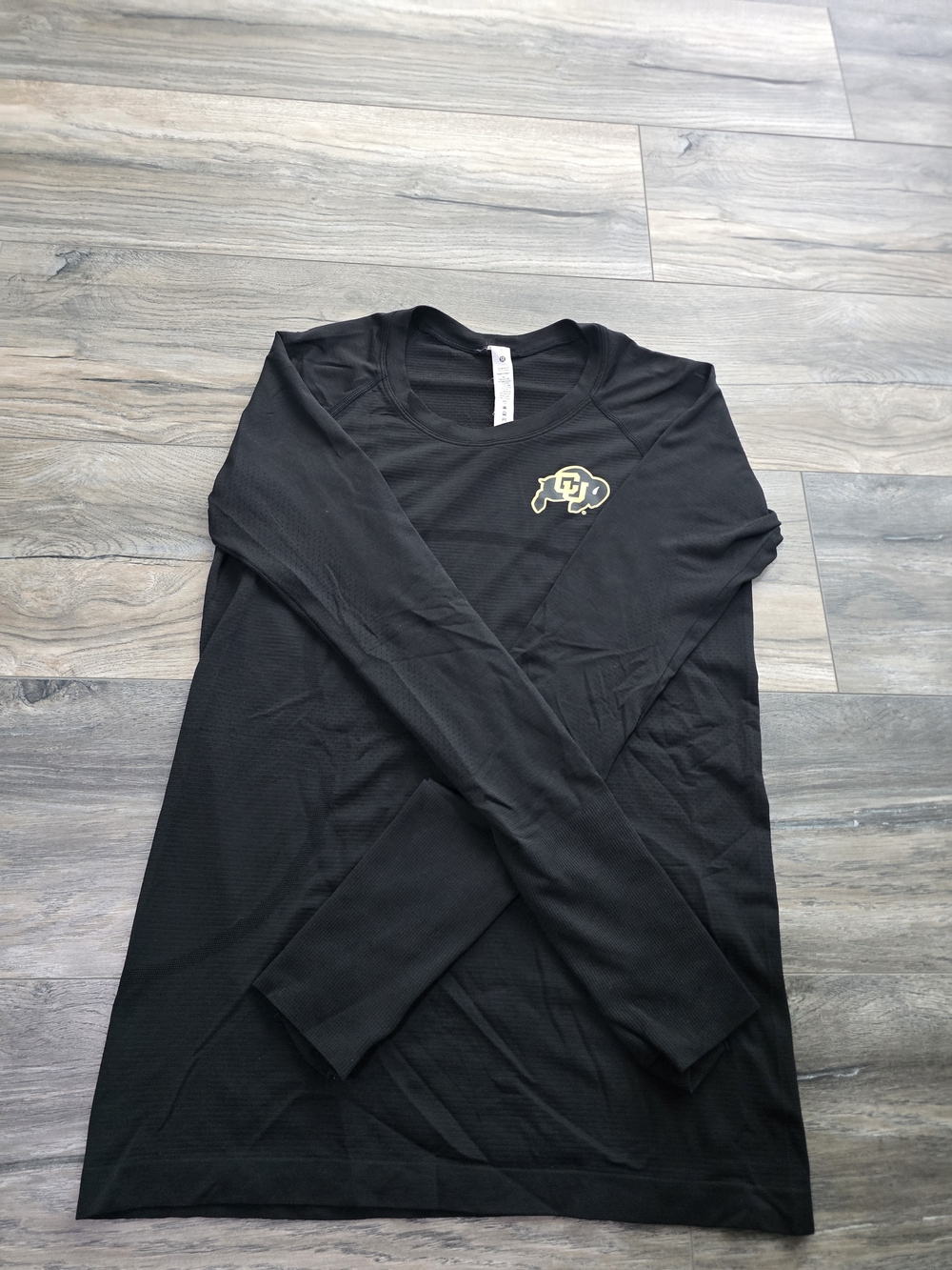Lululemon Colorado Buffaloes CU Black Long Sleeve Athletic Top Size 8
